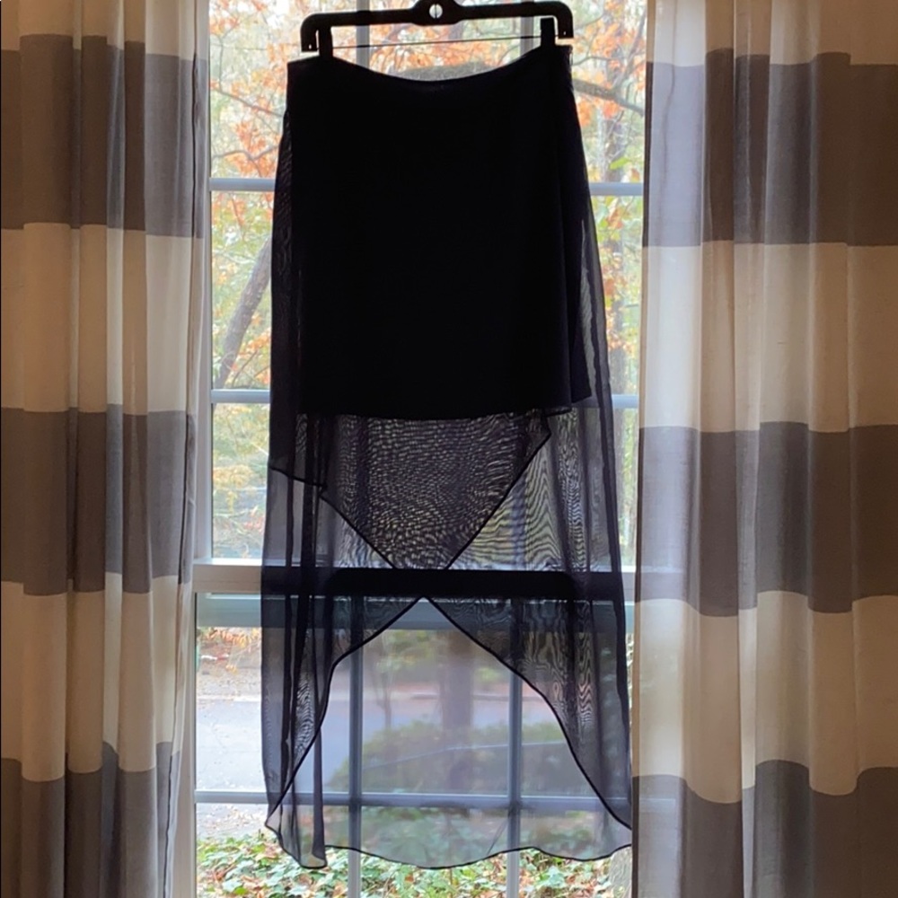 Kenneth Cole High-Low Skirt Size 6